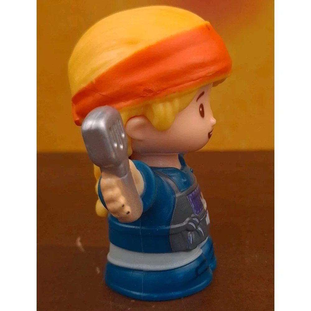 Fisher Price Little‎ People Blonde Food Truck Chef Cook